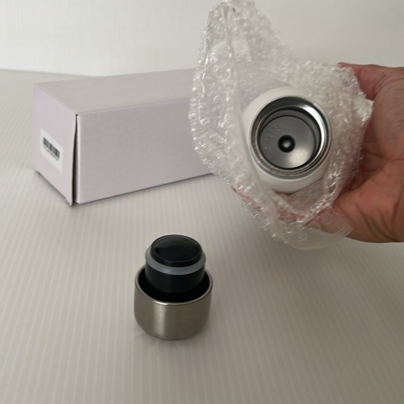 FitOn Stainless Steel Water Bottle - Picture 5 of 7